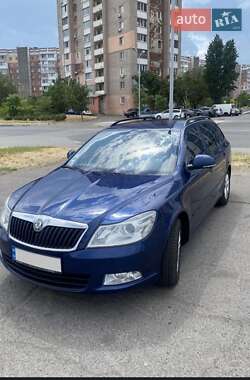 Універсал Skoda Octavia 2011 в Черкасах