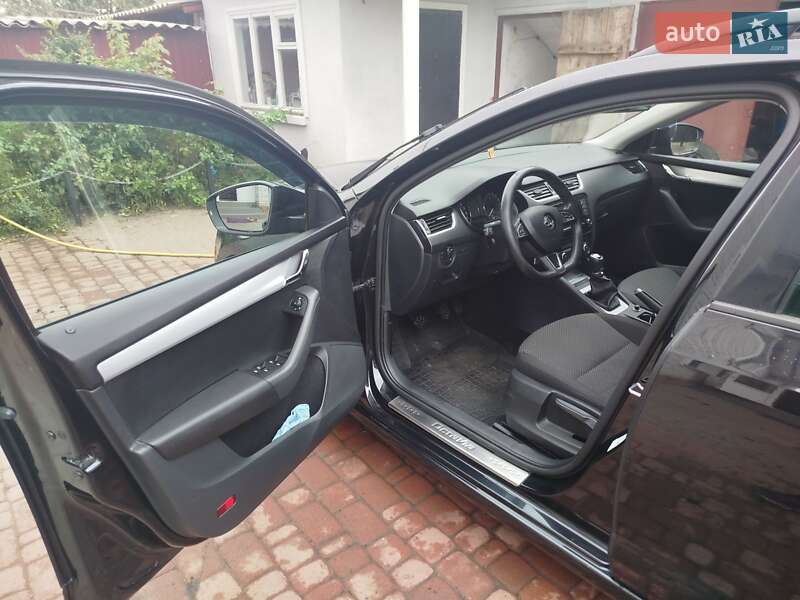 Універсал Skoda Octavia 2015 в Борисполі