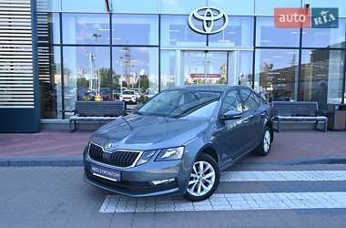 Лифтбек Skoda Octavia 2020 в Киеве