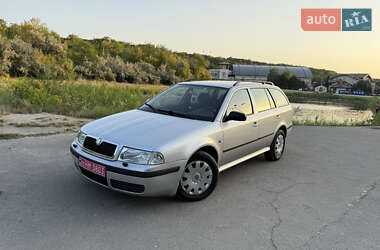 Универсал Skoda Octavia 2010 в 