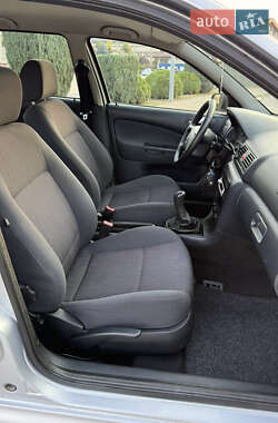 Универсал Skoda Octavia 2010 в 