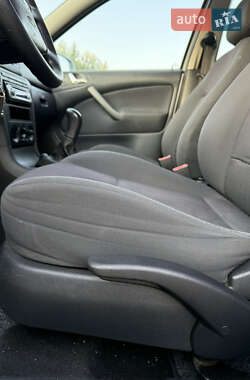 Универсал Skoda Octavia 2010 в 