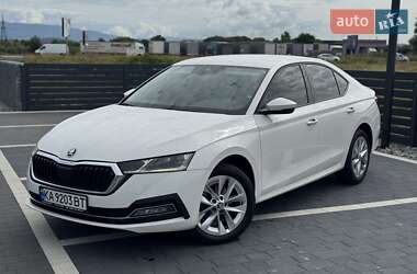 Лифтбек Skoda Octavia 2020 в Мукачево