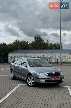Универсал Skoda Octavia 2006 в Нововолынске