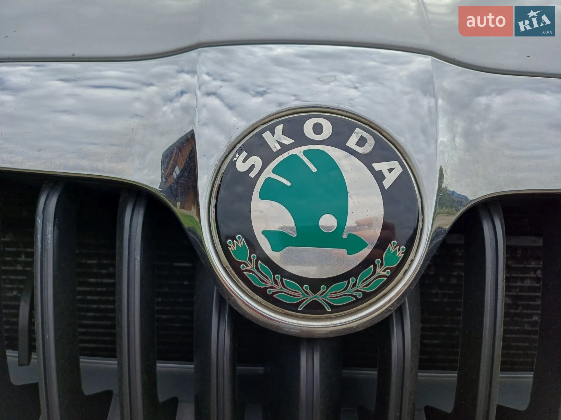 2011 Skoda Octavia - мініатюра 2