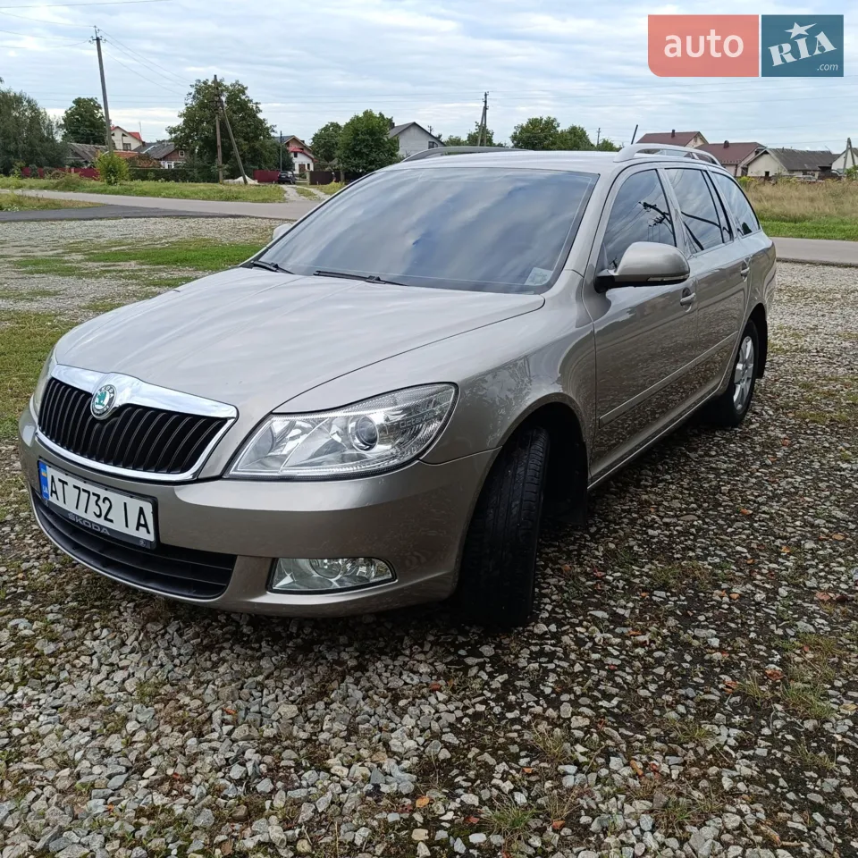 2010 Skoda Octavia - мініатюра 18