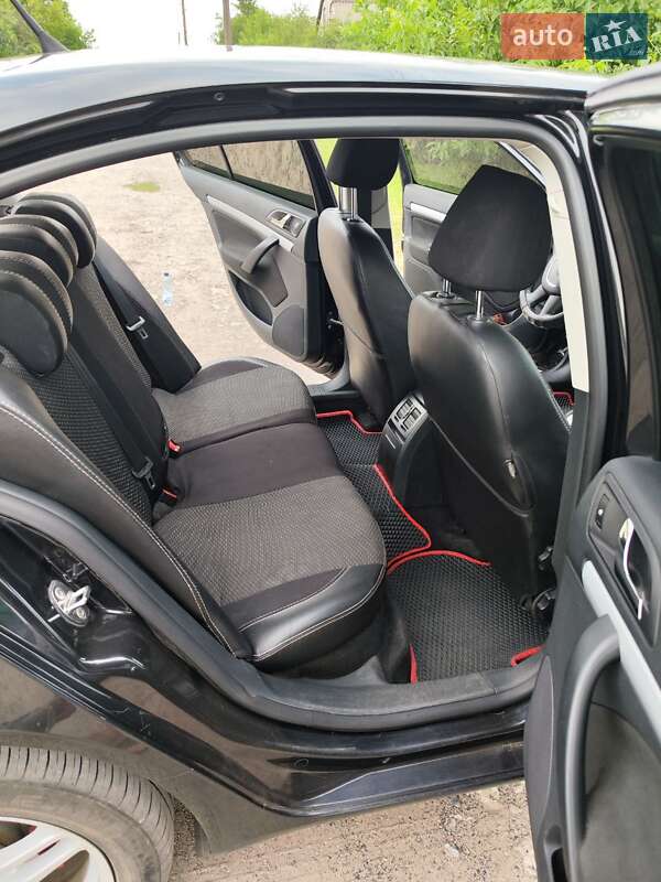 Лифтбек Skoda Octavia 2011 в Харькове