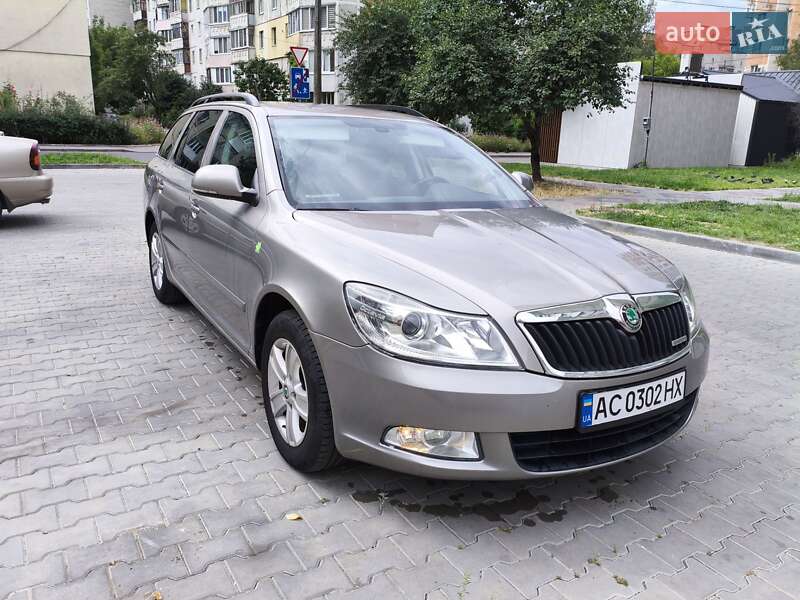 Универсал Skoda Octavia 2012 в Луцке