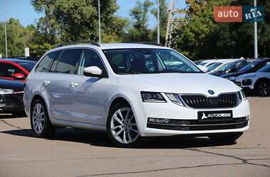 Универсал Skoda Octavia 2019 в Киеве