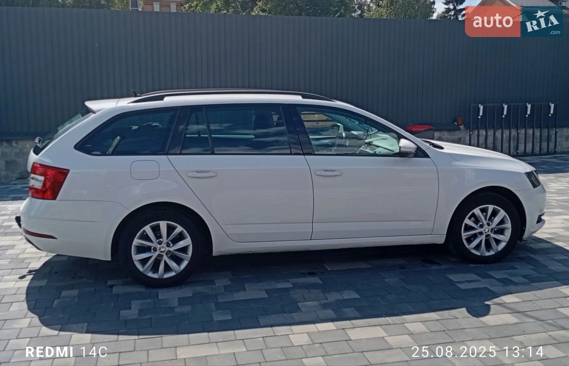 2017 Skoda Octavia - мініатюра 2