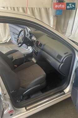 Лифтбек Skoda Octavia 2001 в 