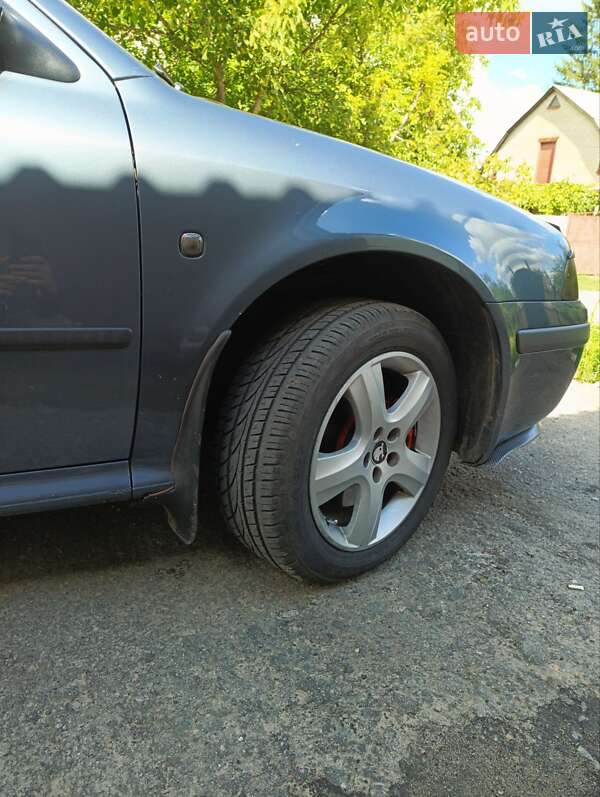 Универсал Skoda Octavia 2003 в Высоком