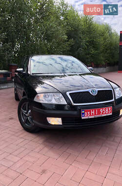 Ліфтбек Skoda Octavia 2008 в Рівному