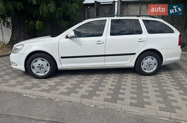 Универсал Skoda Octavia 2012 в Лубнах