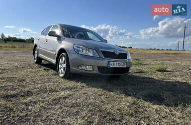 Лифтбек Skoda Octavia 2012 в 
