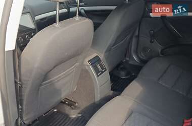 Лифтбек Skoda Octavia 2010 в 