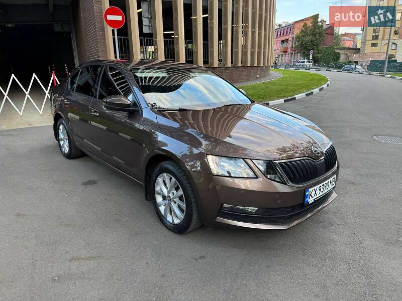 Лифтбек Skoda Octavia 2019 в 