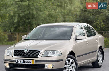Лифтбек Skoda Octavia 2006 в Золочеве