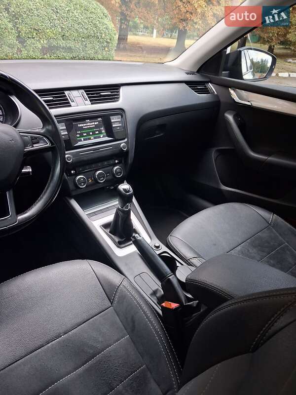 Лифтбек Skoda Octavia 2016 в Запорожье