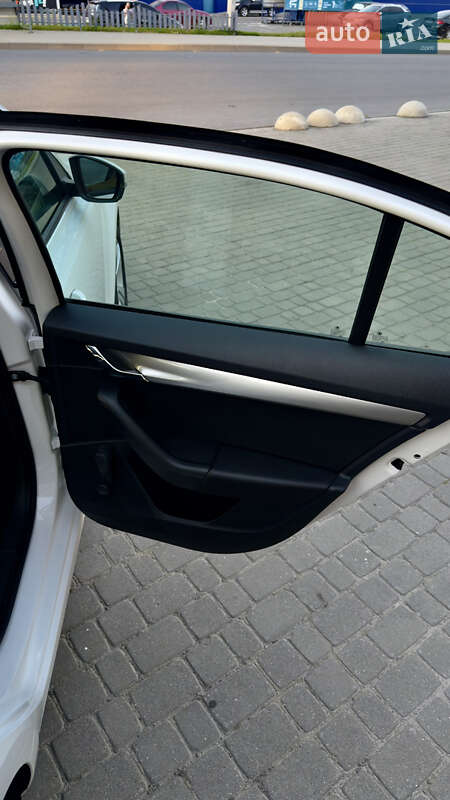 Лифтбек Skoda Octavia 2019 в Шепетовке