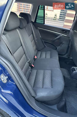 Универсал Skoda Octavia 2012 в 