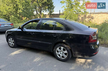 Лифтбек Skoda Octavia 2012 в 