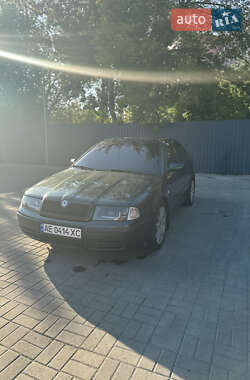 Ліфтбек Skoda Octavia 2006 в Дніпрі