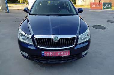 Універсал Skoda Octavia 2010 в Лохвиці