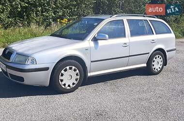Универсал Skoda Octavia 2004 в Звягеле