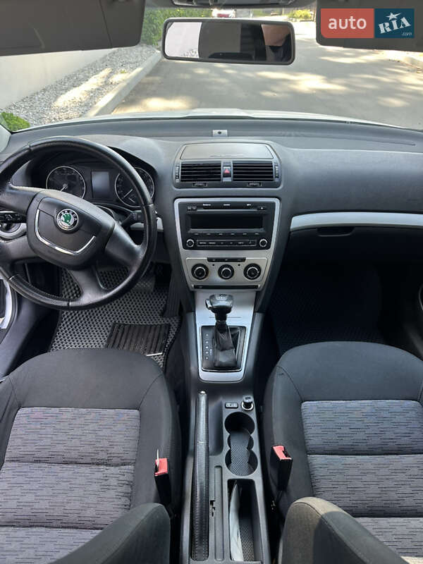 Лифтбек Skoda Octavia 2009 в Полтаве фото 18 Лифтбек Skoda Octavia 2009 в Полтаве