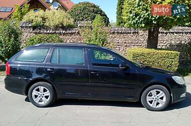 Универсал Skoda Octavia 2011 в 