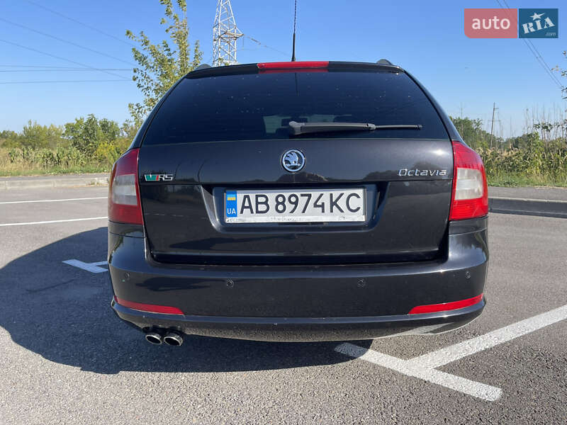 Универсал Skoda Octavia 2010 в Ладыжине