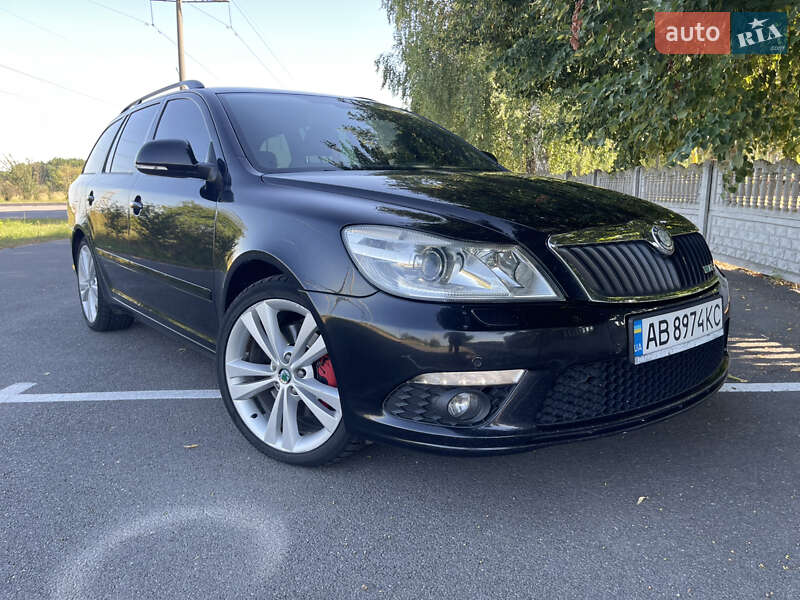 Универсал Skoda Octavia 2010 в Ладыжине