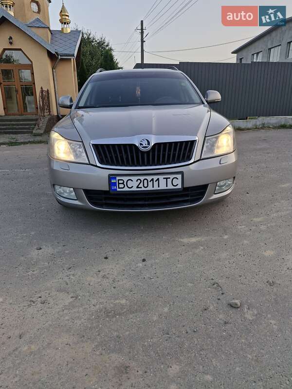 Универсал Skoda Octavia 2010 в Львове