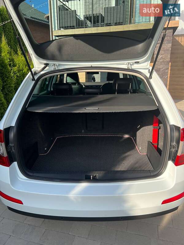 Універсал Skoda Octavia 2015 в Львові