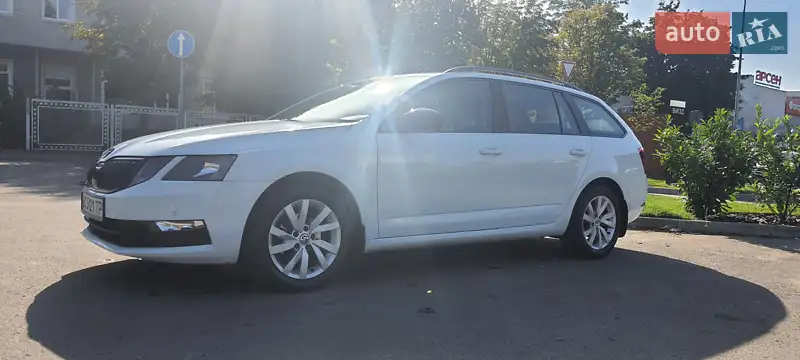 Skoda Octavia 2017 VIN TMBJG7NE4J0238061 фото оголошення 6 з 108