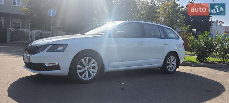 Універсал Skoda Octavia 2017 в Львові