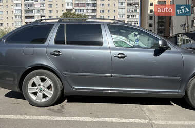 Универсал Skoda Octavia 2012 в 
