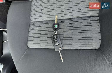 Лифтбек Skoda Octavia 2011 в 