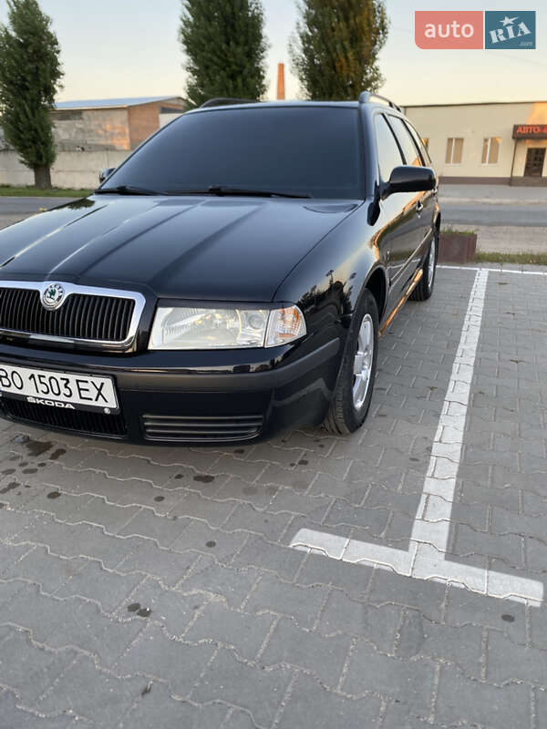 Универсал Skoda Octavia 2009 в Подволочиске