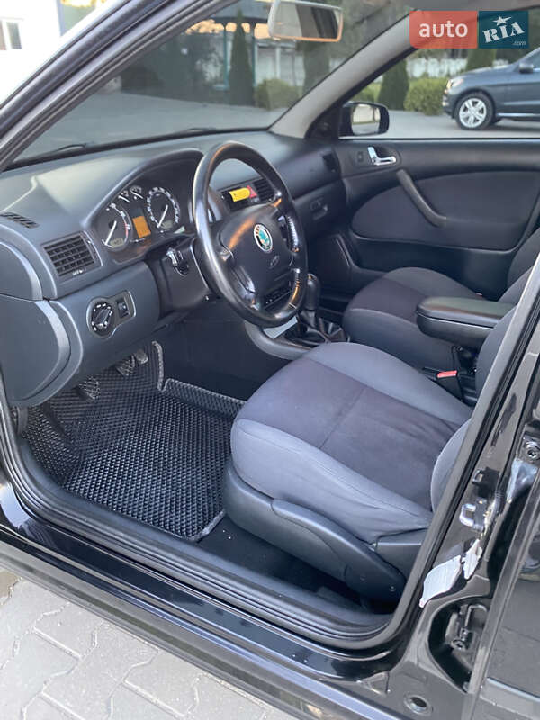 Универсал Skoda Octavia 2009 в Подволочиске