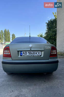 Лифтбек Skoda Octavia 2001 в 