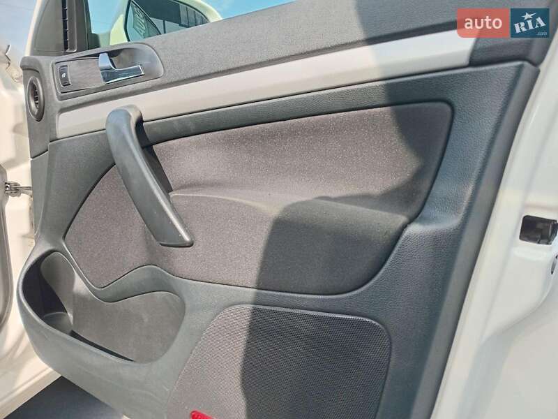 Лифтбек Skoda Octavia 2012 в Львове