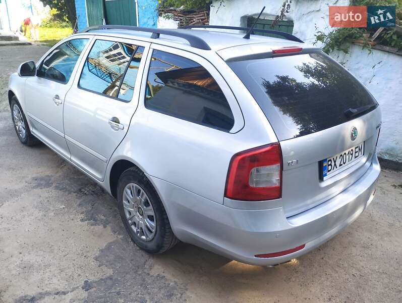Універсал Skoda Octavia 2010 в Деражні