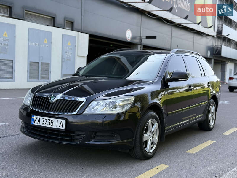 Универсал Skoda Octavia 2011 в Киеве фото 6 Универсал Skoda Octavia 2011 в Киеве