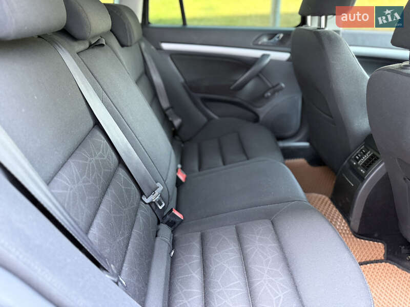 Универсал Skoda Octavia 2011 в Киеве фото 16 Универсал Skoda Octavia 2011 в Киеве