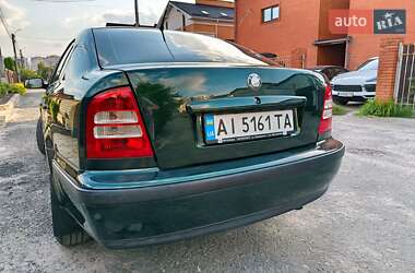 Ліфтбек Skoda Octavia 2000 в Києві