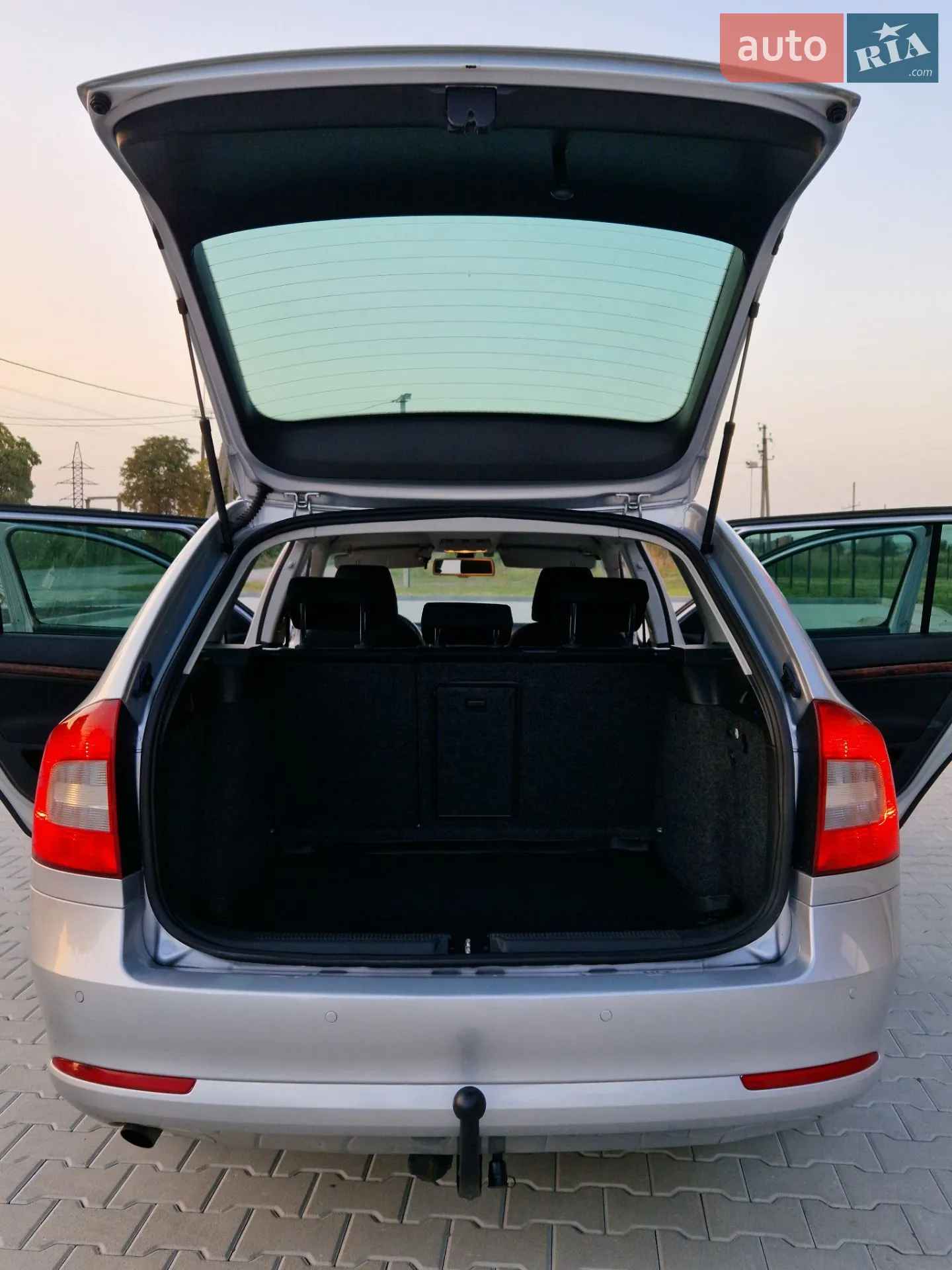2010 Skoda Octavia - мініатюра 24