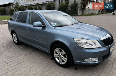Универсал Skoda Octavia 2009 в 