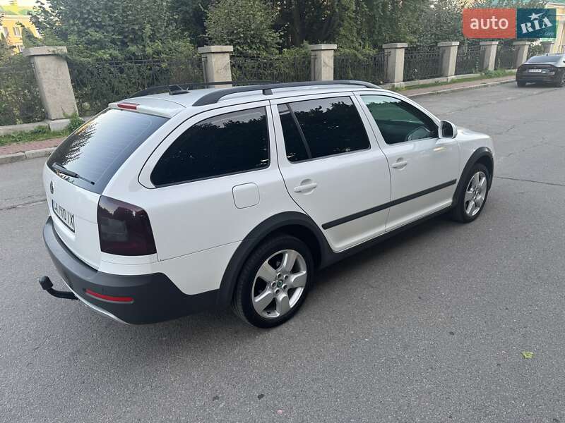Универсал Skoda Octavia 2012 в Умани